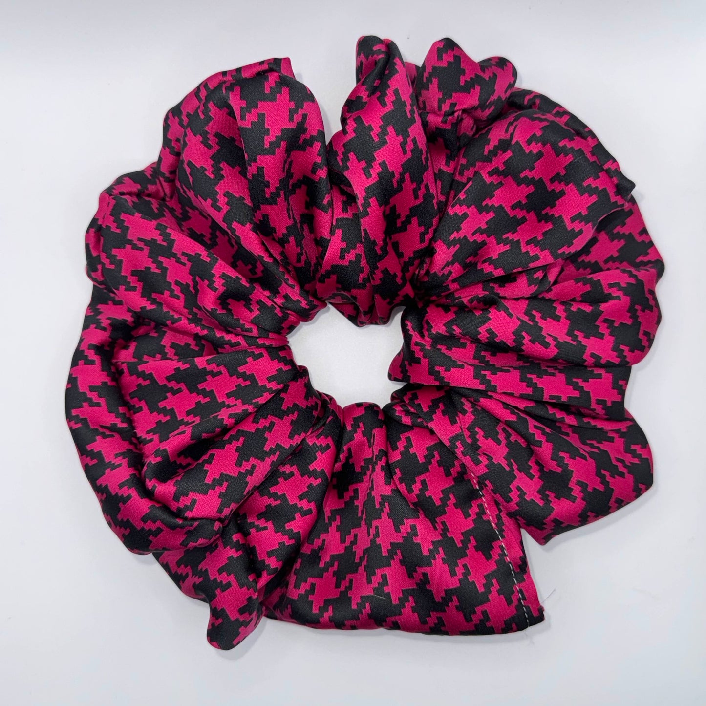 Pink Hound's-tooth Satin XL