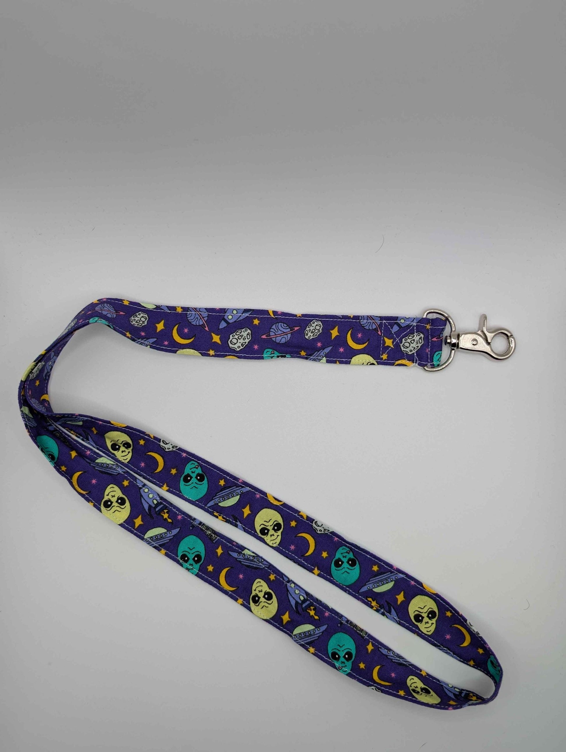 Aliens Keychain, Aliens Lanyard, Purple and Green, Stars, UFO, Spaceships, Moons, Little Green Aliens, Gift Ideas, Back to School, Handmade