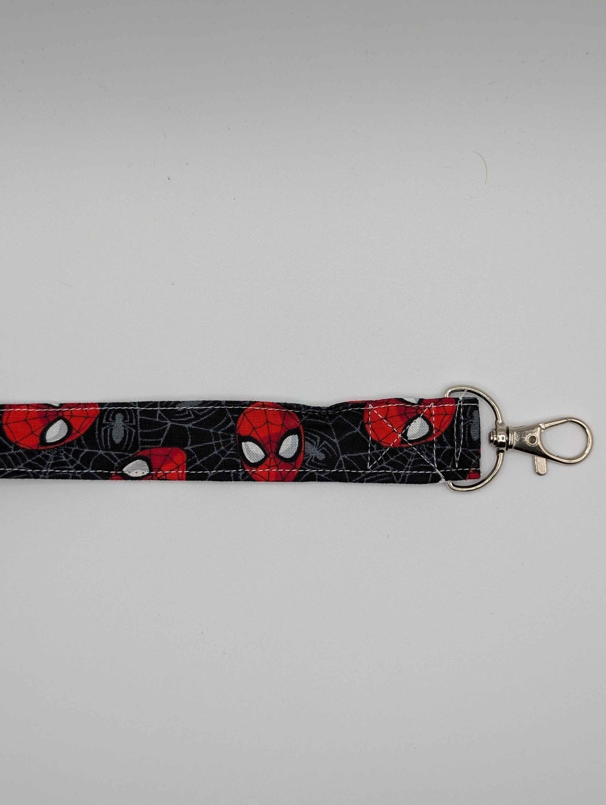 Black and Red Spider Man Keychain, Spider Man Lanyard, Super Hero Keychain, Comic Books, Movies, Comic Con, Gift Ideas, Nerdy, Geeky
